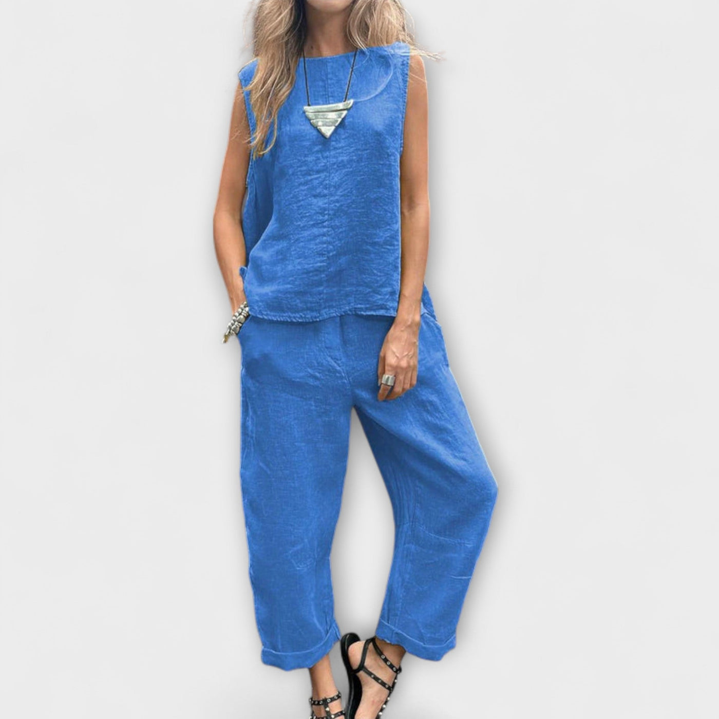 Jennifer  ｜Uvoľnený outfit z bavlny a ľanu