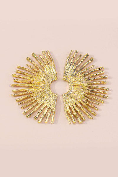 NÁUŠNICE Z KOVU S VLNITÝM OKRAJOM