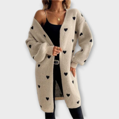 Julia  ｜ Cardigan srdiečkovým vzorom