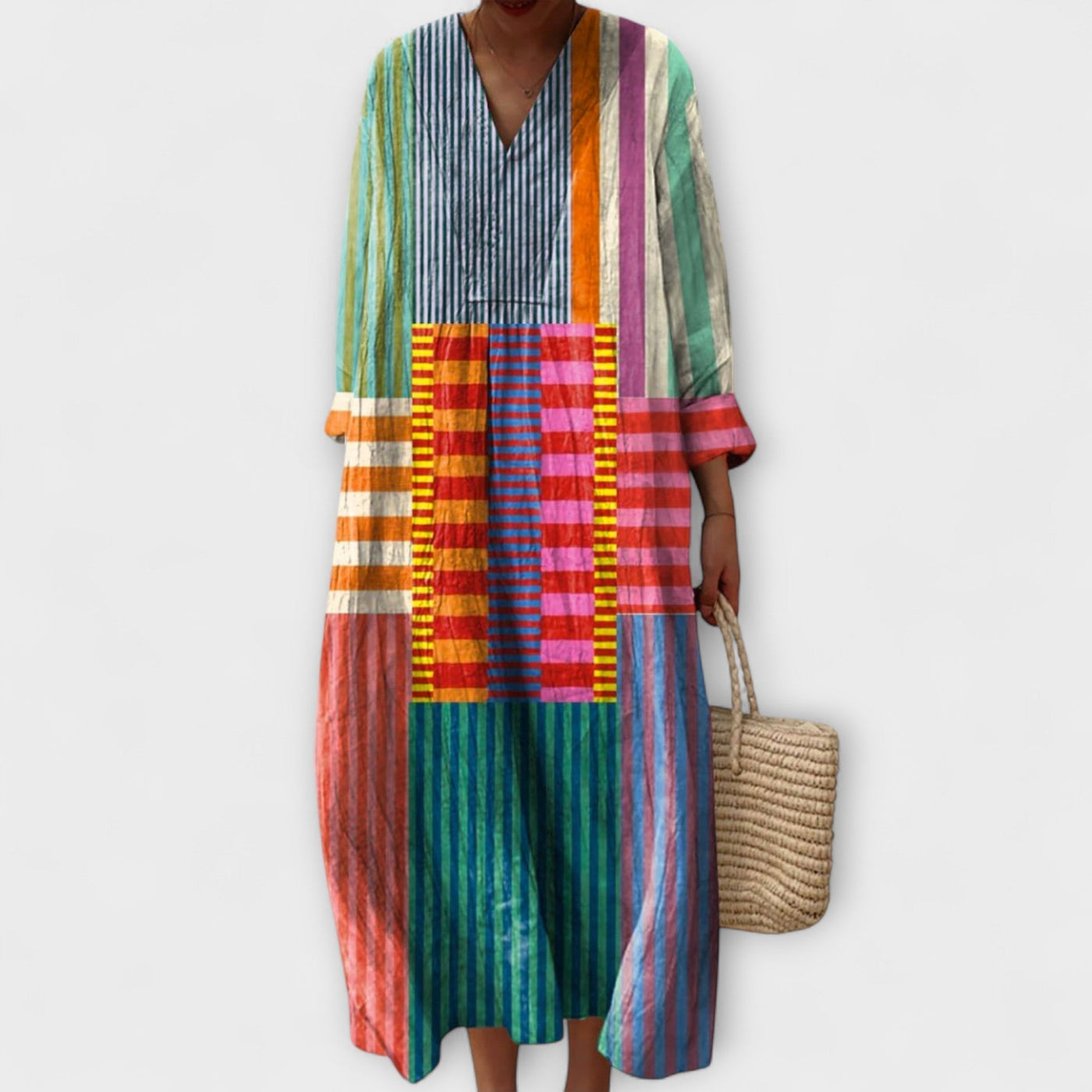 Lia   ｜Elegantné šaty s geometrickým dizajnom